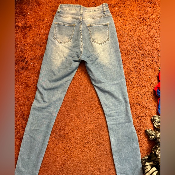 NWOT🩵 Fashion Nova Women’s Super High Waisted Skinny Jeans Size 7 - Picture 2 of 9